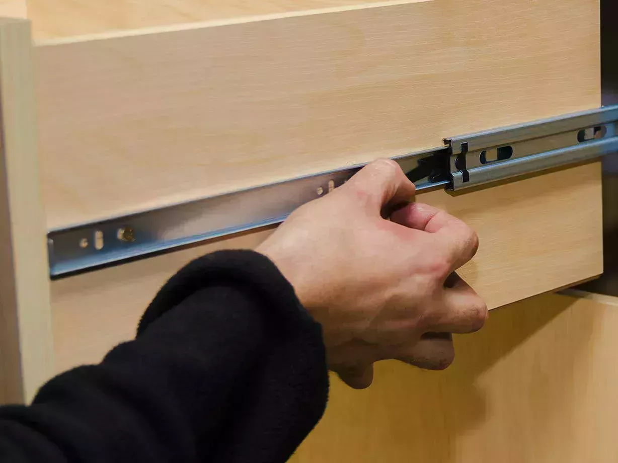 Skenor till en låda