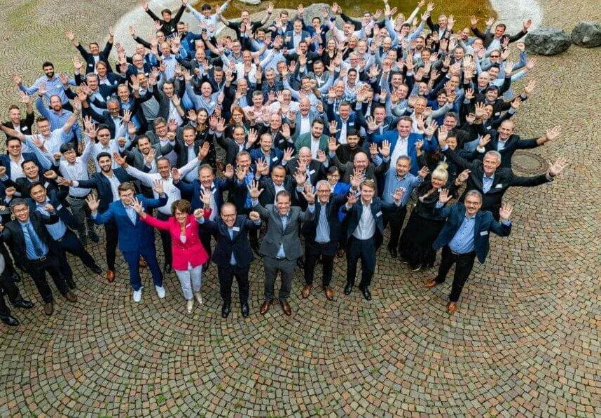 Personalmöte från ovan