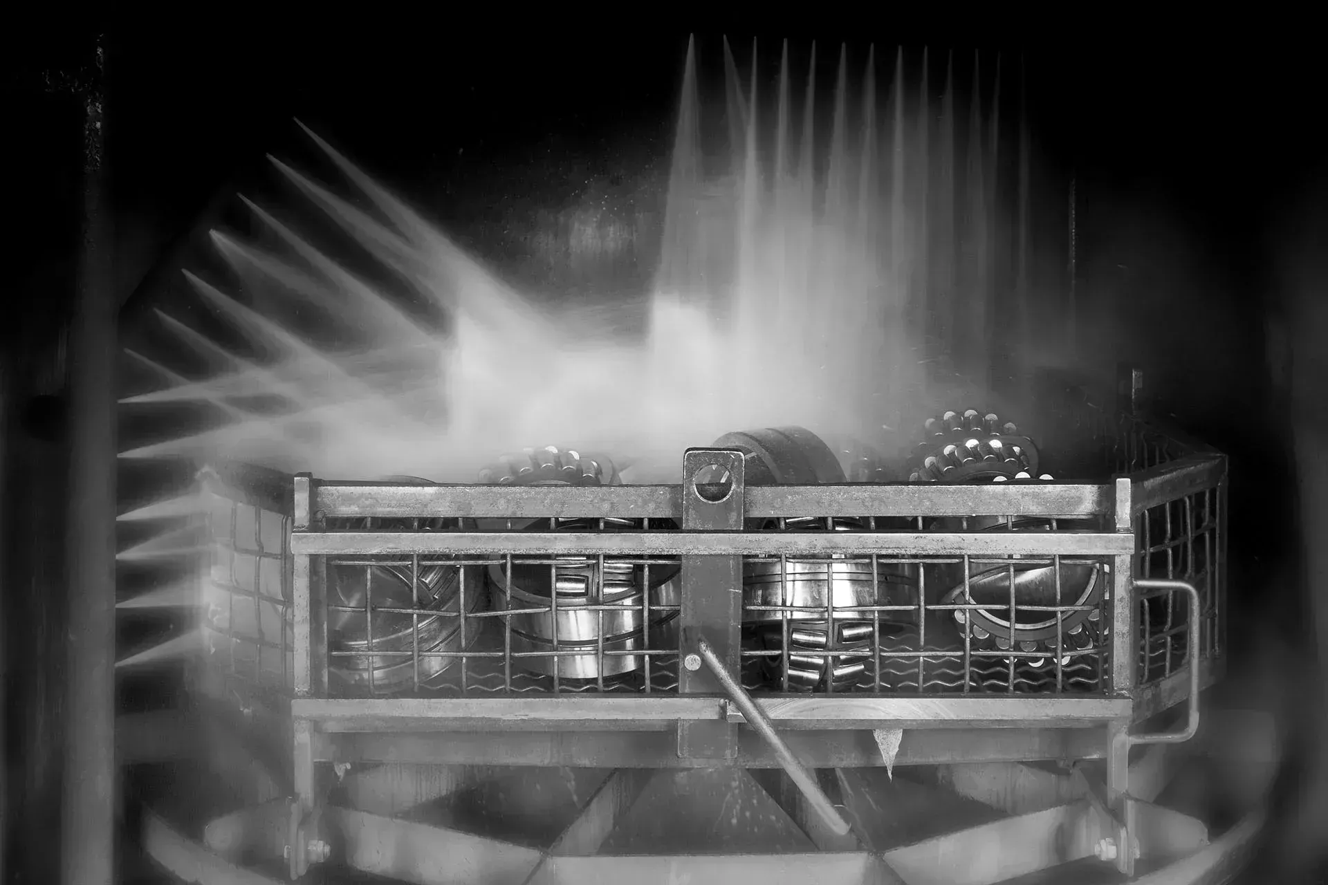 Rengöringsmaskin för rengöring av metall från insidan