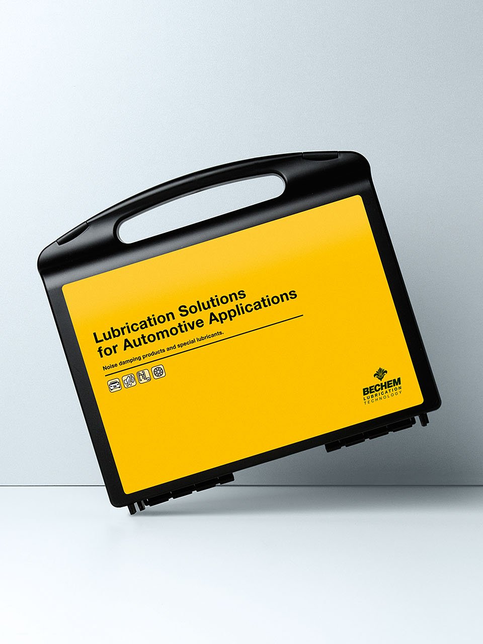 Ljuddämpningssats för bilen